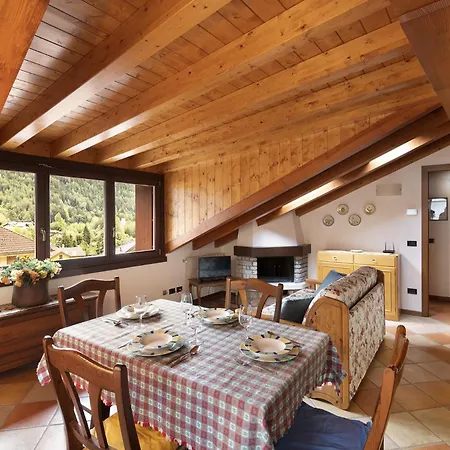 Stella House *